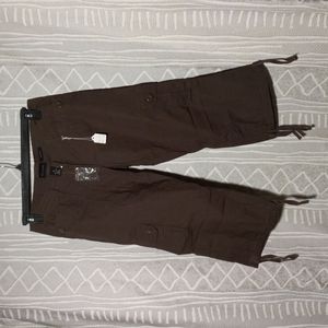 Women's Cargo Style Capri Pants